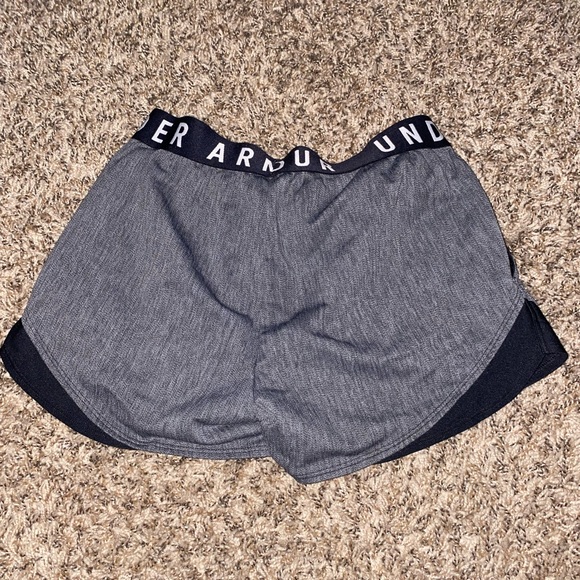Under Armour Running Shorts - Picture 3 of 3